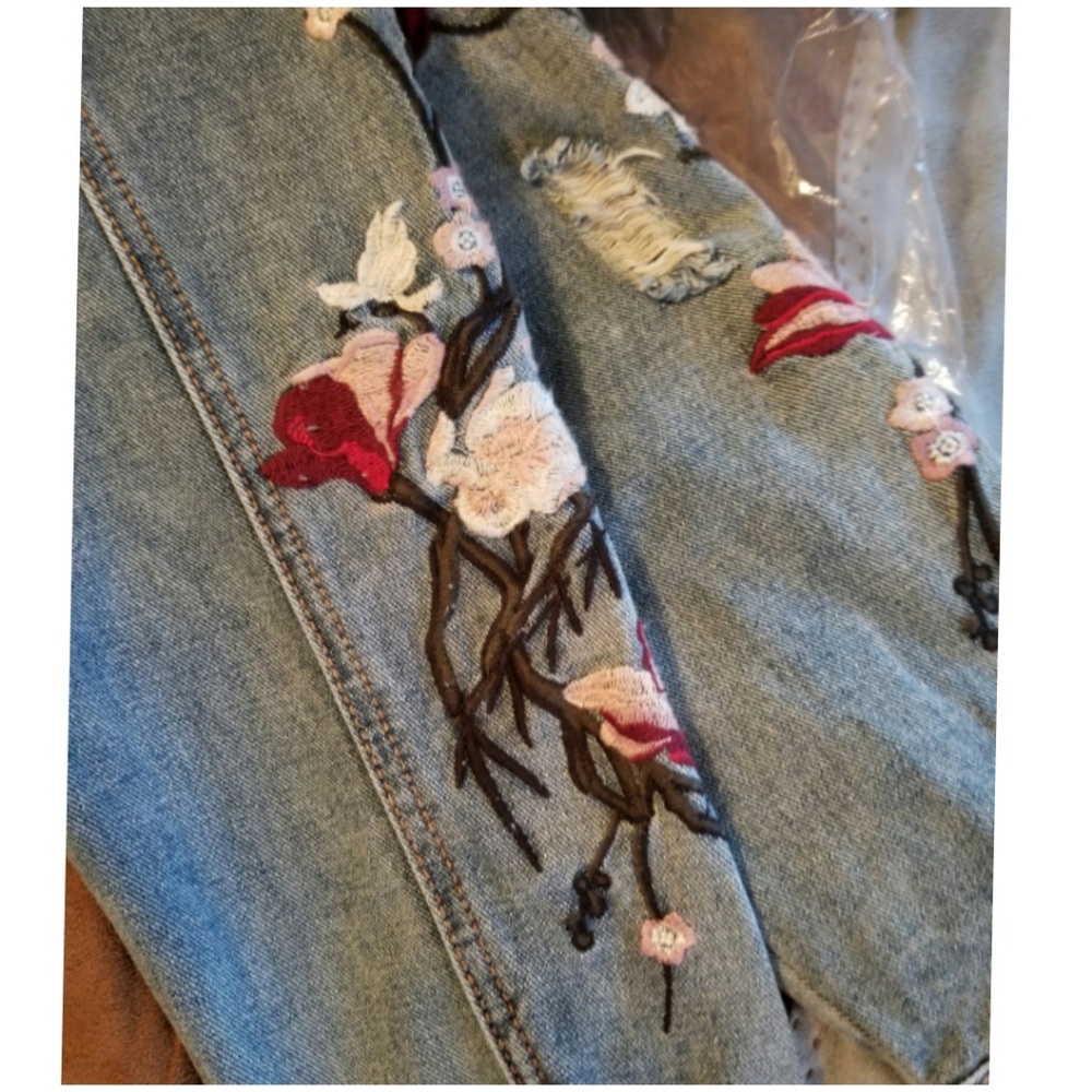 🤩 5⭐ CROPPED EMBROIDERED DENIM JACKET - Picture 7 of 8